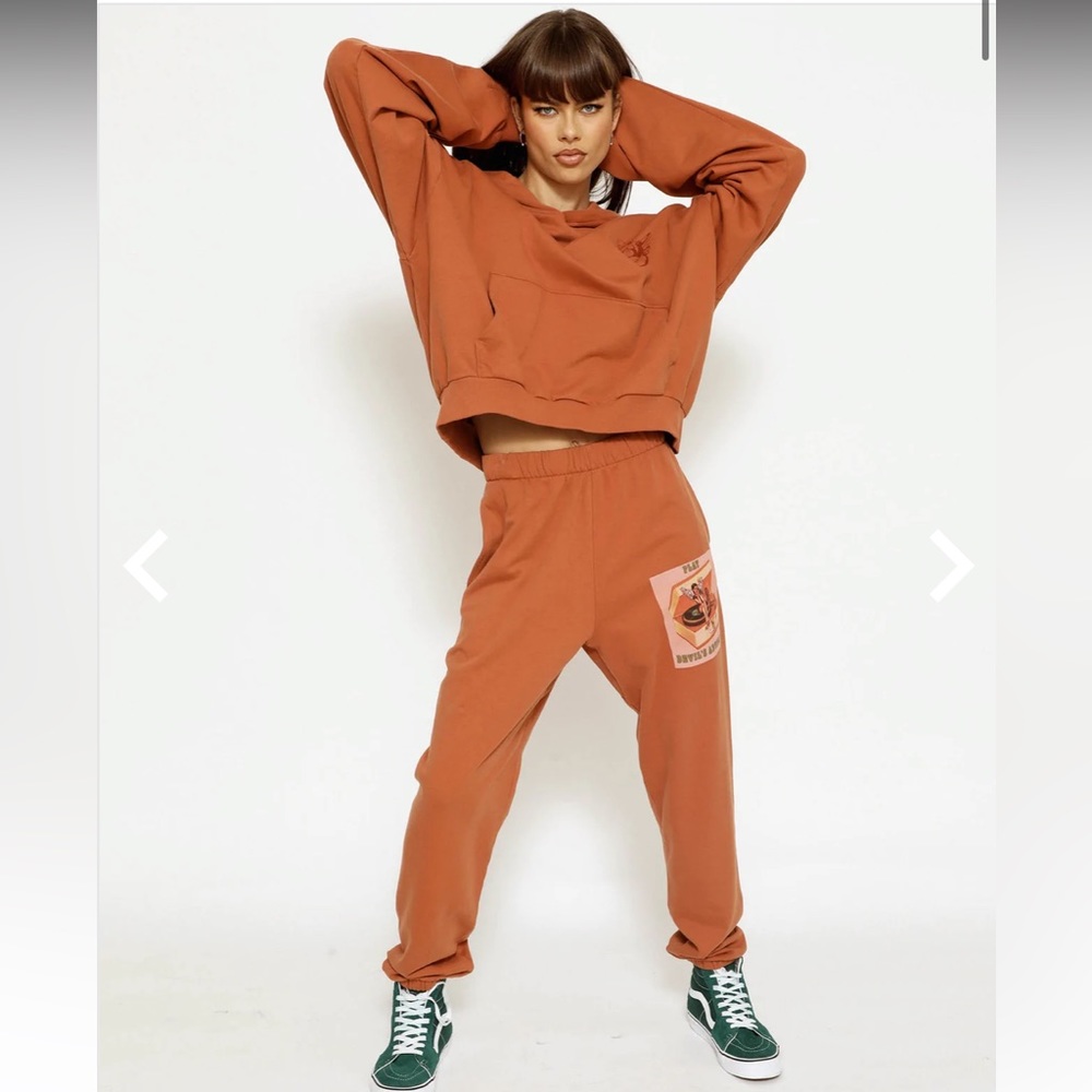 NWT BOYS LIE TURN THE TABLES HOODIE & SWEATPANTS